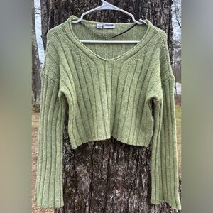 Noisy May Sage Green Cropped V-Neck Ribbed Sweater